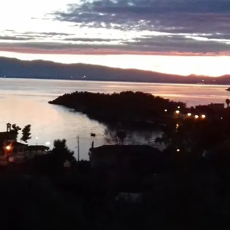 Holiday home μονοκατοικία με υπέροχη θέα Marathos (Thessaly)