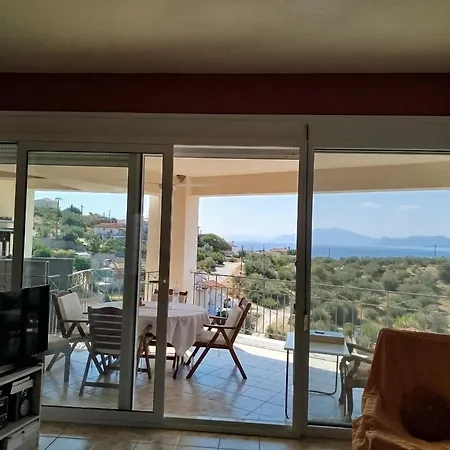Holiday home μονοκατοικία με υπέροχη θέα Marathos (Thessaly)