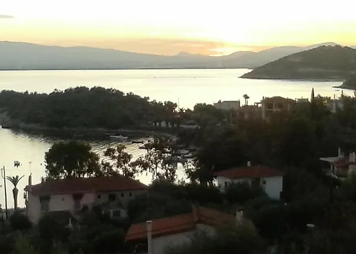 Μονοκατοικία Με Υπέροχη Θέα * Marathos (Thessaly)