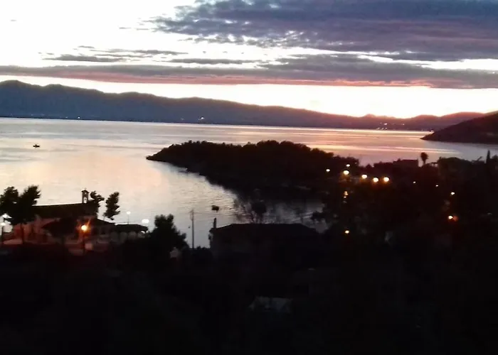 Case de vacanță Μονοκατοικία Με Υπέροχη Θέα Marathos (Thessaly)